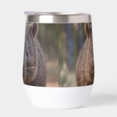 "Mollige Charme: De Schattige Australische Wombat" (Rechts)