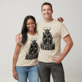Moloch De Goetische Stier Stijgt T-shirt (Unisex)