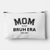 Mom Bruh Era Custom Jaar Zwart Logo Wit Etui (Achterkant)
