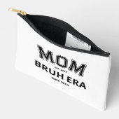 Mom Bruh Era Custom Jaar Zwart Logo Wit Etui (Open)
