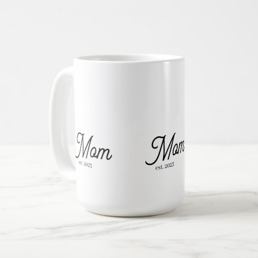 Mom Established Black Script Koffiemok (Voorkant links)
