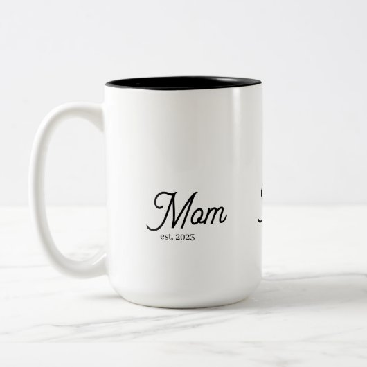 Mom Established Black Script Tweekleurige Koffiemok (Links)