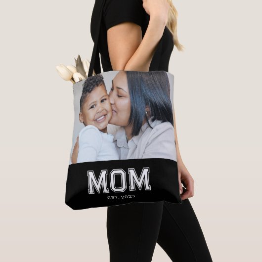 Mom Established Bold Black Photo Tote Bag (Dichtbij)