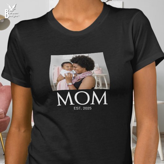 Mom Established Caps Photo T-shirt
