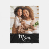 Mom Established Date White Script on Black Photo Fleece Deken (Voorkant)