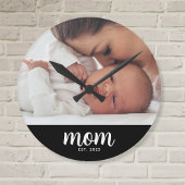 Mom Established Modern White Script Photo Ronde Klok