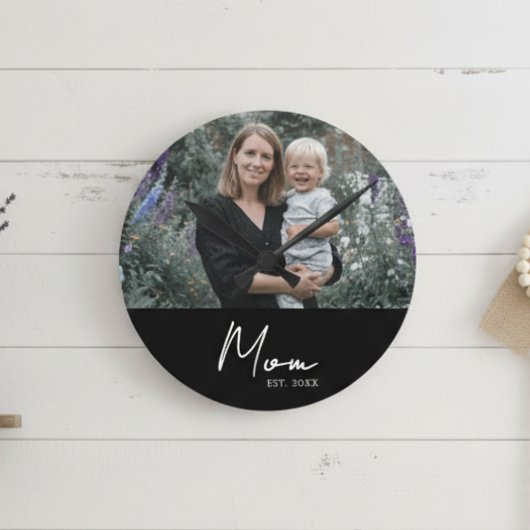 Mom Established Modern White Script Photo Ronde Klok