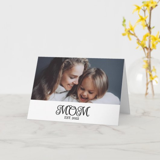 Mom Established Mother's Day Modern Script  Kaart (Gele Bloem)