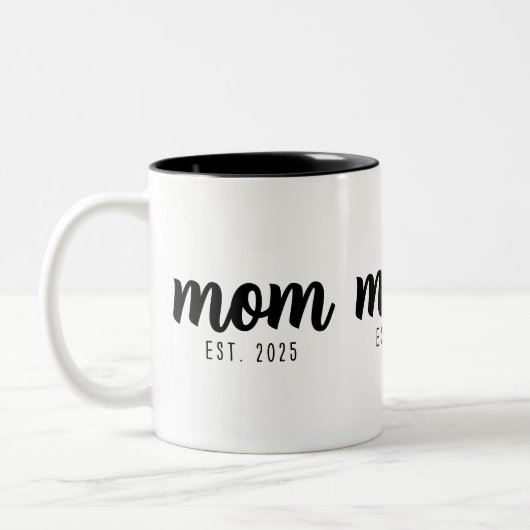 Mom Established New Mom Gift  Tweekleurige Koffiemok (Links)