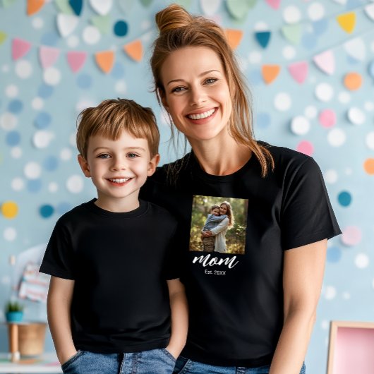 Mom Established Photo Mother's Day T-shirt