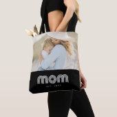 Mom Established Retro Script Black Photo Tote Bag (Dichtbij)