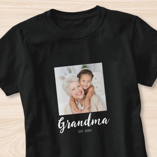 Mom Established Script Photo  T-shirt