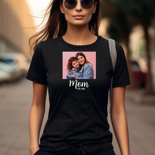 Mom Established Script Photo  T-shirt