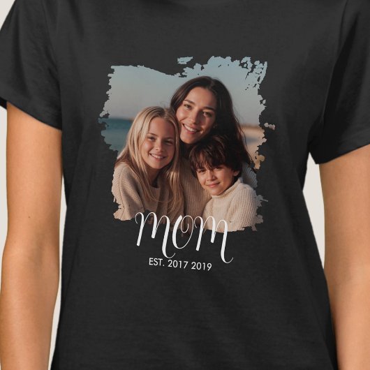 Mom Established Script Photo  T-shirt