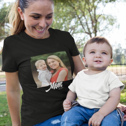 Mom Established Script Photo  T-shirt