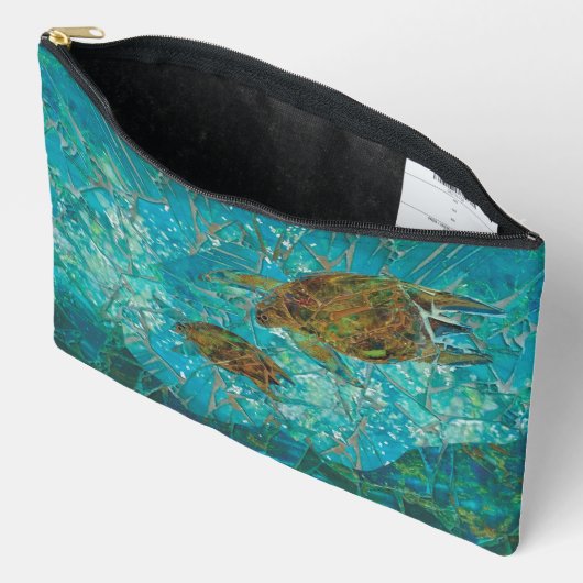 Mom - Forever in Our Hearts Accessory Pouch Etui (Open)