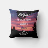 Mom is Mystery, Magic, Sass & Soul Throw Pillow Kussen (Voorkant)