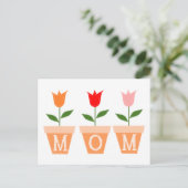 MOM (kleurrijke tulpen in klei bloempotten) Briefkaart (Staand voorkant)