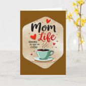 Mom Life Coffee Time – Minimal Design Kaart (Gele Bloem)