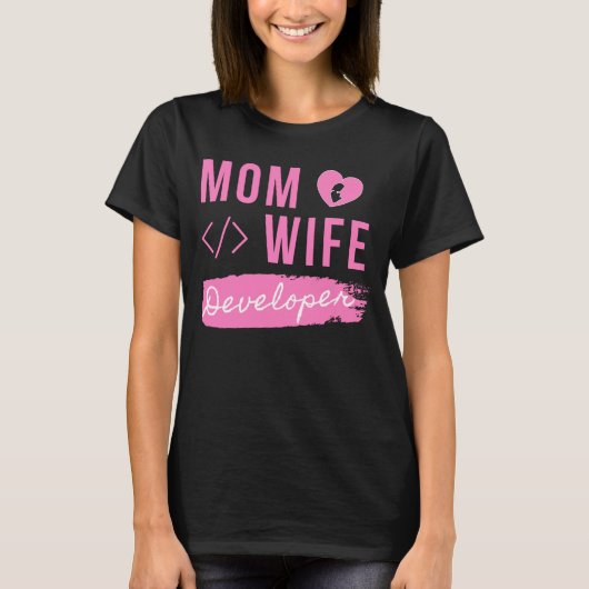 MOM WIFE DEVELOPER - ONTWIKKELINGSMOMA T-SHIRT (Voorkant)