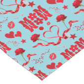 MOM/WOW: Een liefdesbrief in rood op blauw | Korte Tafelloper (Hoek)