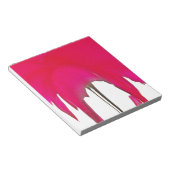 Moment vastgelegd: een rode rozenblaadje elegantie notitieblok (Schuin)