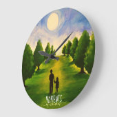 Momenten van wondermoonverlichte wandeling in bos grote klok (Hoek)