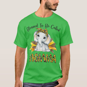 "Momma Sunflower Elephant Moth" genoemd T-shirt
