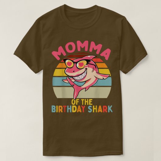 Momma van de familie van de haaienouderdag t-shirt (Design voorkant)