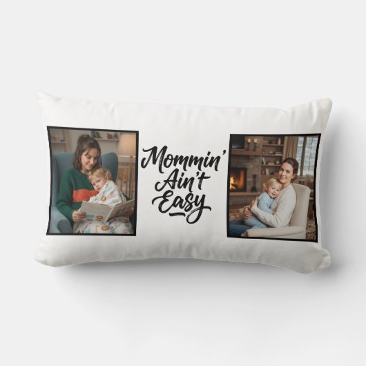 Mommin Ain't Easy Brush Script Two 2 Photo Kussen (Achterkant)