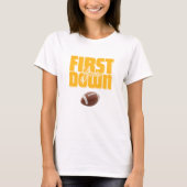 Mommy's First Year Down Football Text Yellow T-shirt (Voorkant)