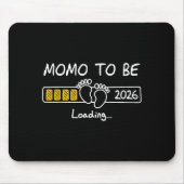 Momo To Be 2026 Loading Momo Est 2026 Muismat (Voorkant)