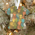 Momona Hawaiian Tropical Pineapple Aloha Shirt-Gol Ornament<br><div class="desc">Goud,  sinaasappel,  crème,  turkoois,  olijfgroen en bruin colorway. Momona betekent zoet smaken op Hawaï. En deze grafische ananas zijn precies dat! Onze Momona Pineapple Hawaiian Tropical werd geïnspireerd door de retro Hawaiian board korte prints van de jaren zestig. Dit ontwerp is verkrijgbaar in verschillende kleurstellingen.</div>
