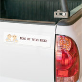 Moms van tweeling ROCK!! Bumpersticker (Op Truck)
