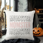 Momster Pink Halloween Schattige & Spooky Kussen<br><div class="desc">Voeg een vleugje spookachtig plezier toe aan uw interieur met ons "Momster" Pink Halloween-Sierkussen! Perfect voor moeders die van Halloween houden, dit speelse kussen heeft het woord "Momster" in vet, spookachtig letters op een zachte roze achtergrond. Of je nu decoreert voor een Halloween-feest of gewoon wat feestelijke charme naar je...</div>