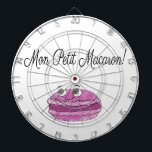 Mon Petit Macaron Dartbord<br><div class="desc">Een schattige cartoon macaron. Gift idea voor mensen die van Franse keuken houden en schattige personages. Beschikbaar op t-shirts, labels, thuisdeklagen, kantoorbenodigdheden en meer.</div>
