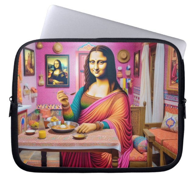 Mona eating Indian foods Laptop Sleeve (Voorkant)