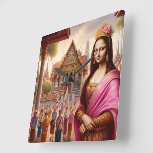 Mona ligt tegenover de Thaise tempel Vierkante Klok (Hoek)