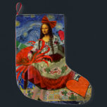 Mona Lisa Fun Zodiac Whimsical Kleine Kerstsok<br><div class="desc">Dit is gewoon een beetje plezier met de Mona Lisa - we zijn heel creatief geweest. De prachtige Mona Lisa is gekleed in een ouderwetse rode jurk en naar het strand gestuurd om een echt grote krab te vinden, een Cancer Zodiac collage! Allemaal klaar om te dansen met haar krab!...</div>