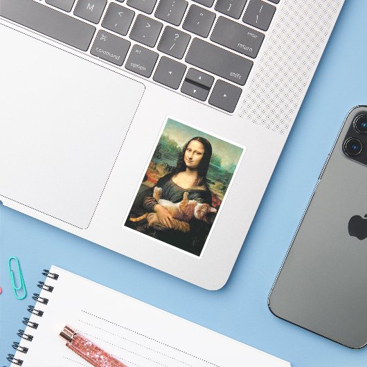 Mona Lisa houdt haar kat Leonardo da Vinci vast Sticker (Laptop met iPhone)
