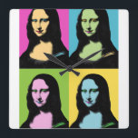 Mona Lisa - Pop Art Style Vierkante Klok<br><div class="desc">Mona Lisa is gestileerd in Pop Art en haar beroemde glimlach is ook gekleurd. Voor Pop Kunst-liefhebbers. Met betrekking tot het schilderij Leonardo Da Vinci,  dit is Art Revisited!</div>