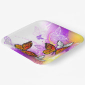 Monarch Butterflies on Purple Background Papieren Bordje (Gebogen)
