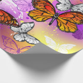 Monarch Butterflies op Paarse achtergrond Cadeaupapier (Hoek)