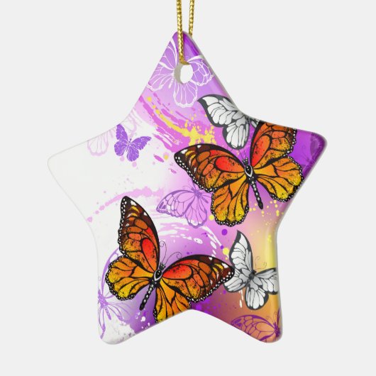 Monarch Butterflies op Paarse achtergrond Keramisch Ornament (Links)