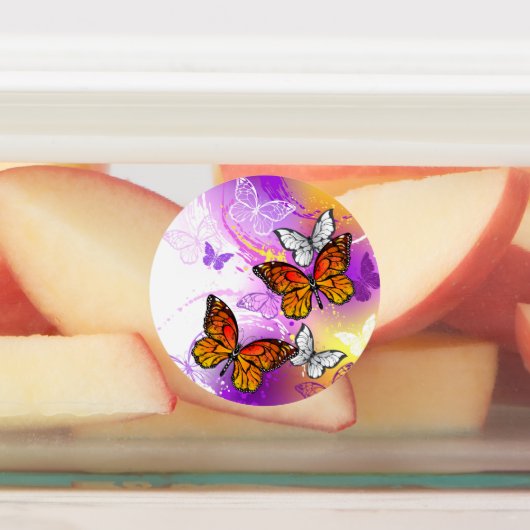 Monarch Butterflies op Paarse achtergrond Labels (Aangebracht)