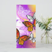 Monarch Butterflies op Paarse achtergrond Menu (Staand voorkant)