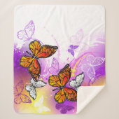 Monarch Butterflies op Paarse achtergrond Sherpa Deken (Voorkant)