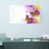 Monarch Butterflies op Paarse achtergrond Spandoek (Beurs)