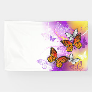 Monarch Butterflies op Paarse achtergrond Spandoek