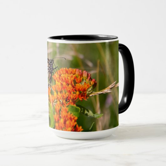 Monarch Butterfly-Mok, vlinder op molenroos Mok (Voorkant rechts)